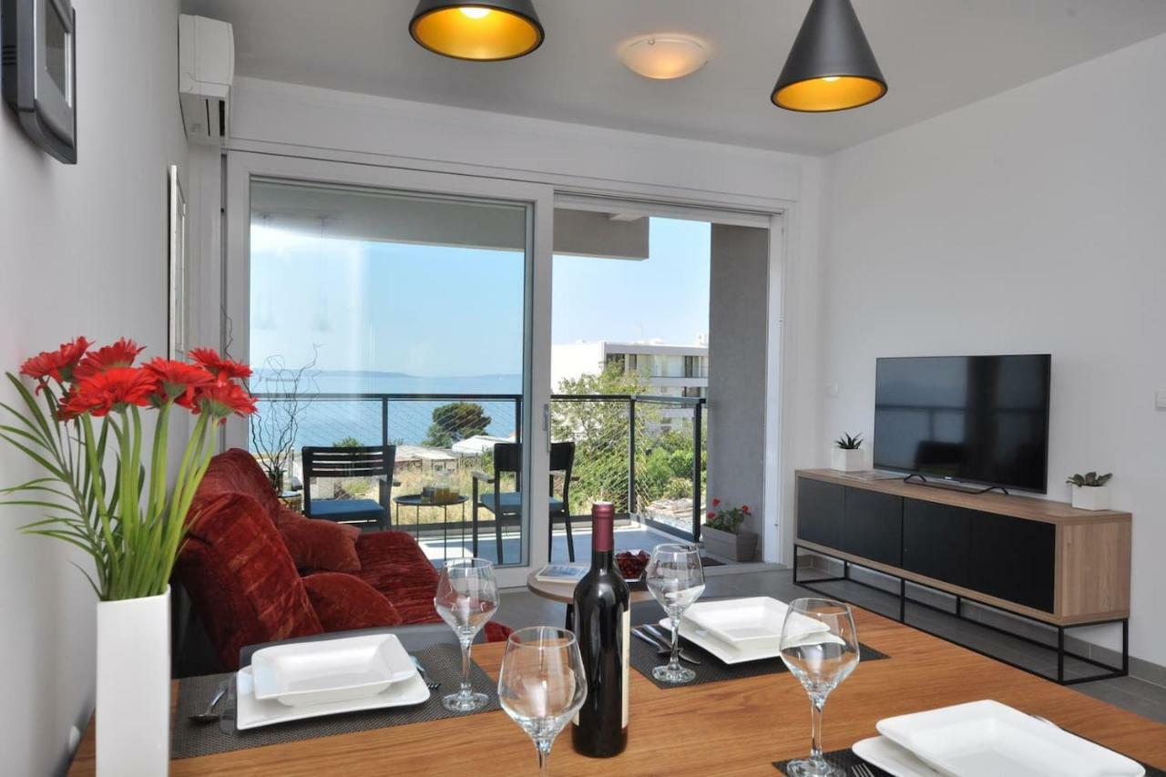 Carmen, Znjan, Apartament *